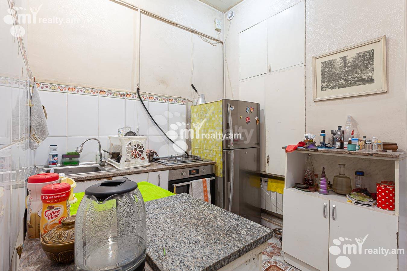 3 bedroom apartment for sale Tpagrichner St, Center Yerevan, 155196