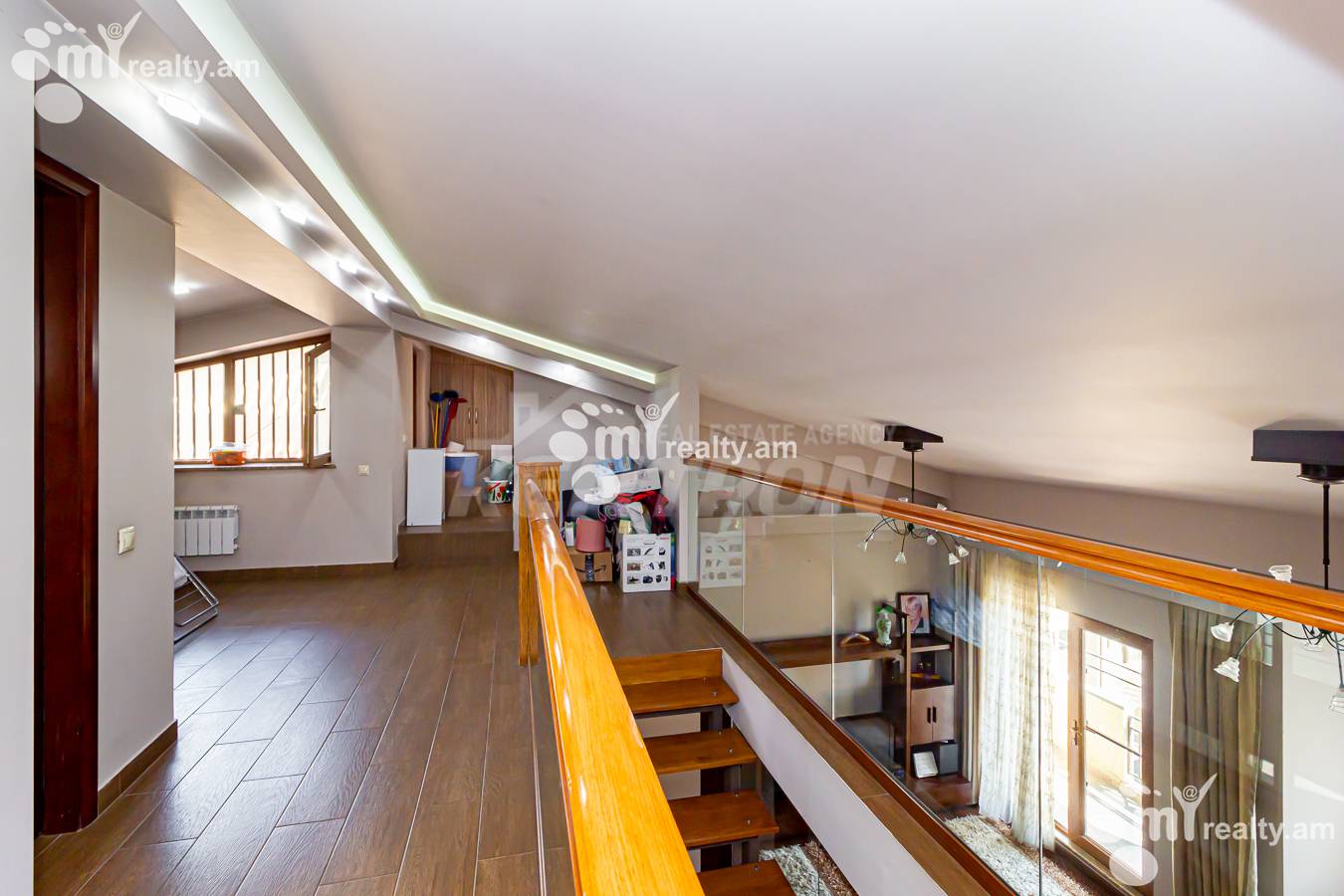 6 սենյականոց բնակարան  Ծարավ Աղբյուրի փող., Ավան Երևան, 152021