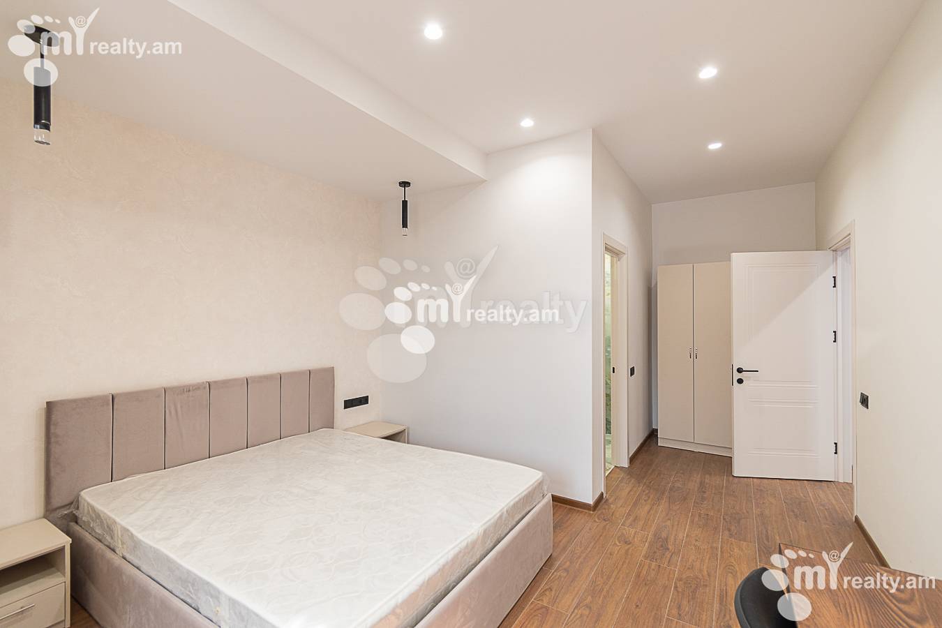 2 bedroom apartment for sale خیابان زاواریان, مرکز شهر ایروان, 154675