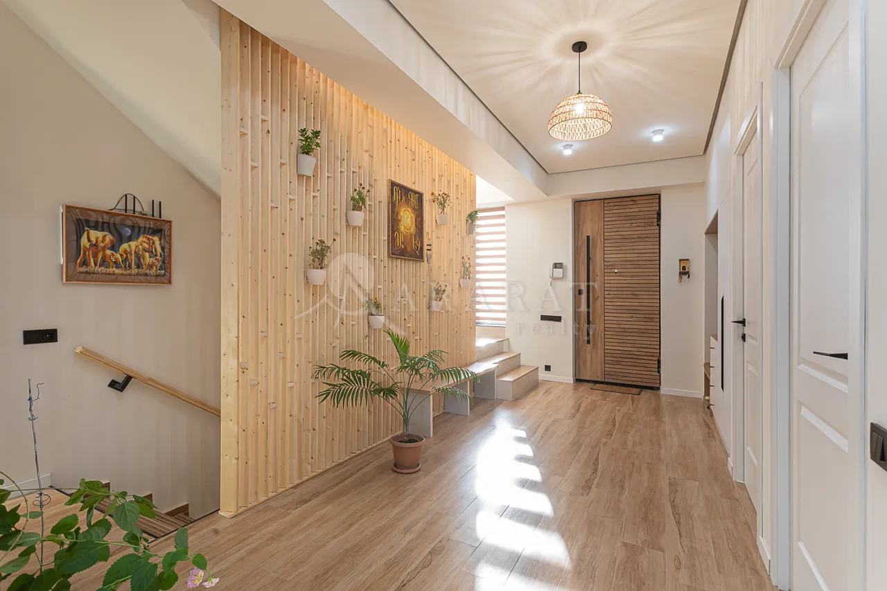 House for sale Paruyr Sevak dis., Avan Yerevan, 158078