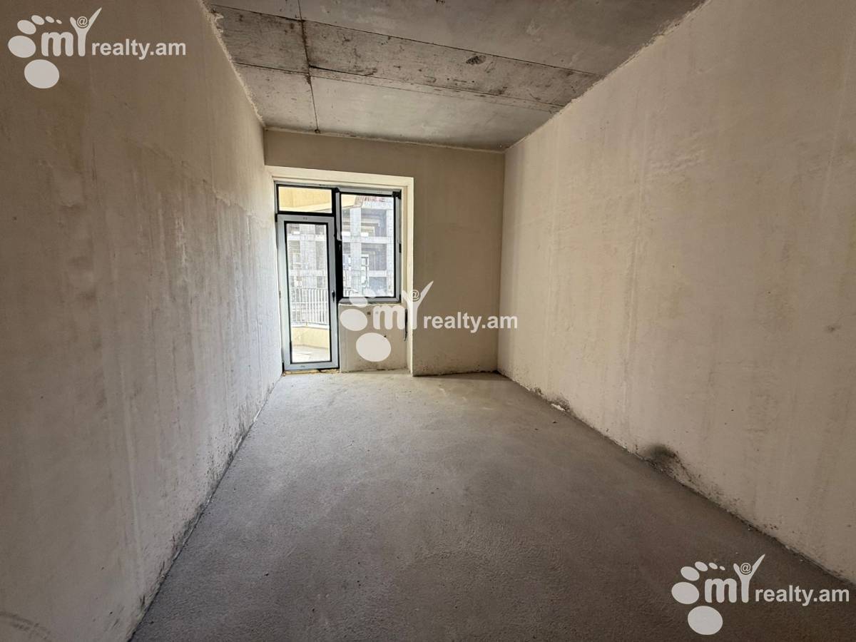 3 bedroom apartment for sale خیابان گِریبودوف, عربگیر ایروان, 156117