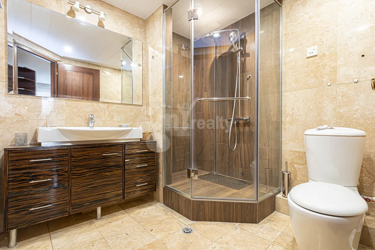 2 bedroom apartment for rent Pushkin St, Center Yerevan, 157976
