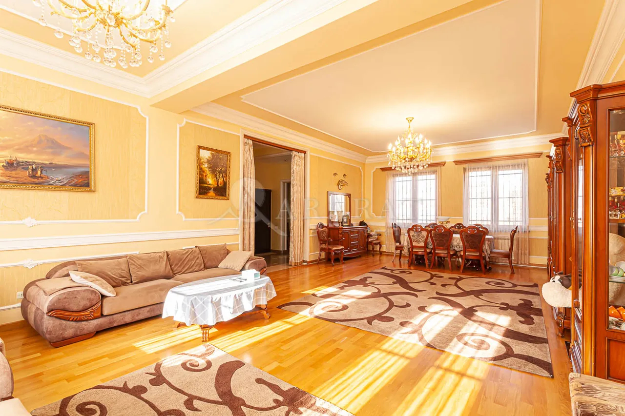 House for sale Teryan st, Avan Yerevan, 157308