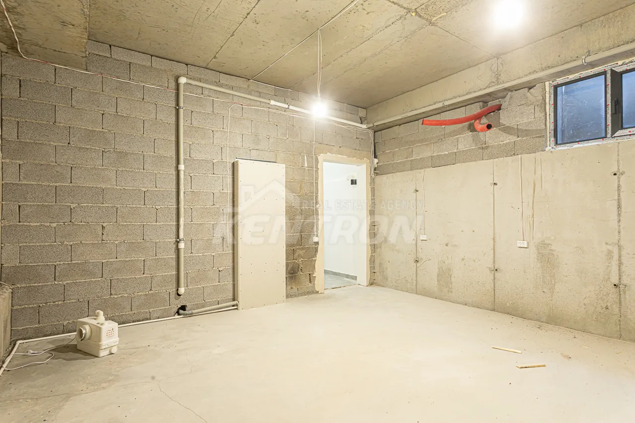 Commercial property for sale Sevak St, Kanaqer-Zeytun Yerevan, 157299