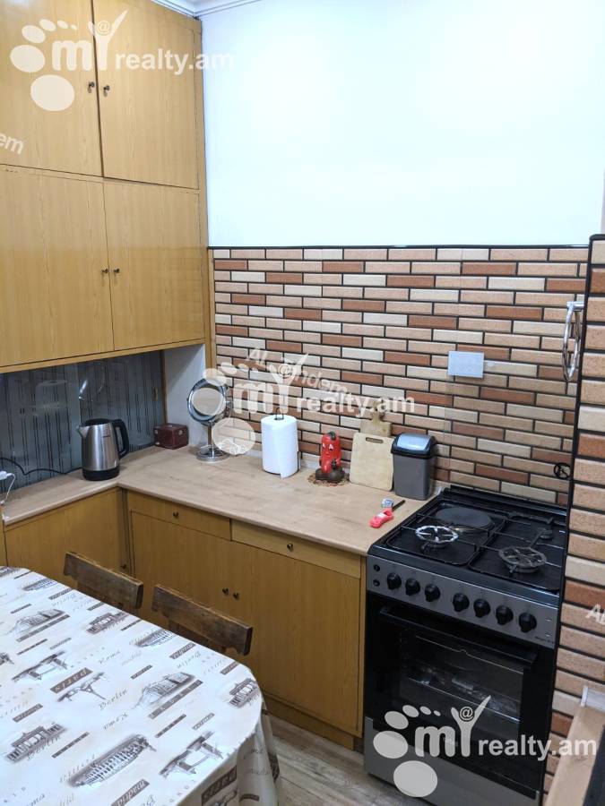 3 bedroom apartment for rent D. Demirchyan St, Center Yerevan, 152924