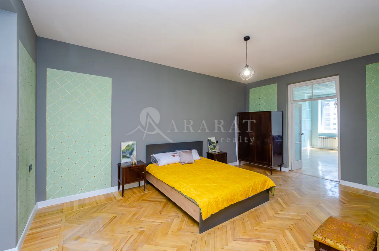 3 bedroom apartment for sale خیابان ساریان, مرکز شهر ایروان, 161881