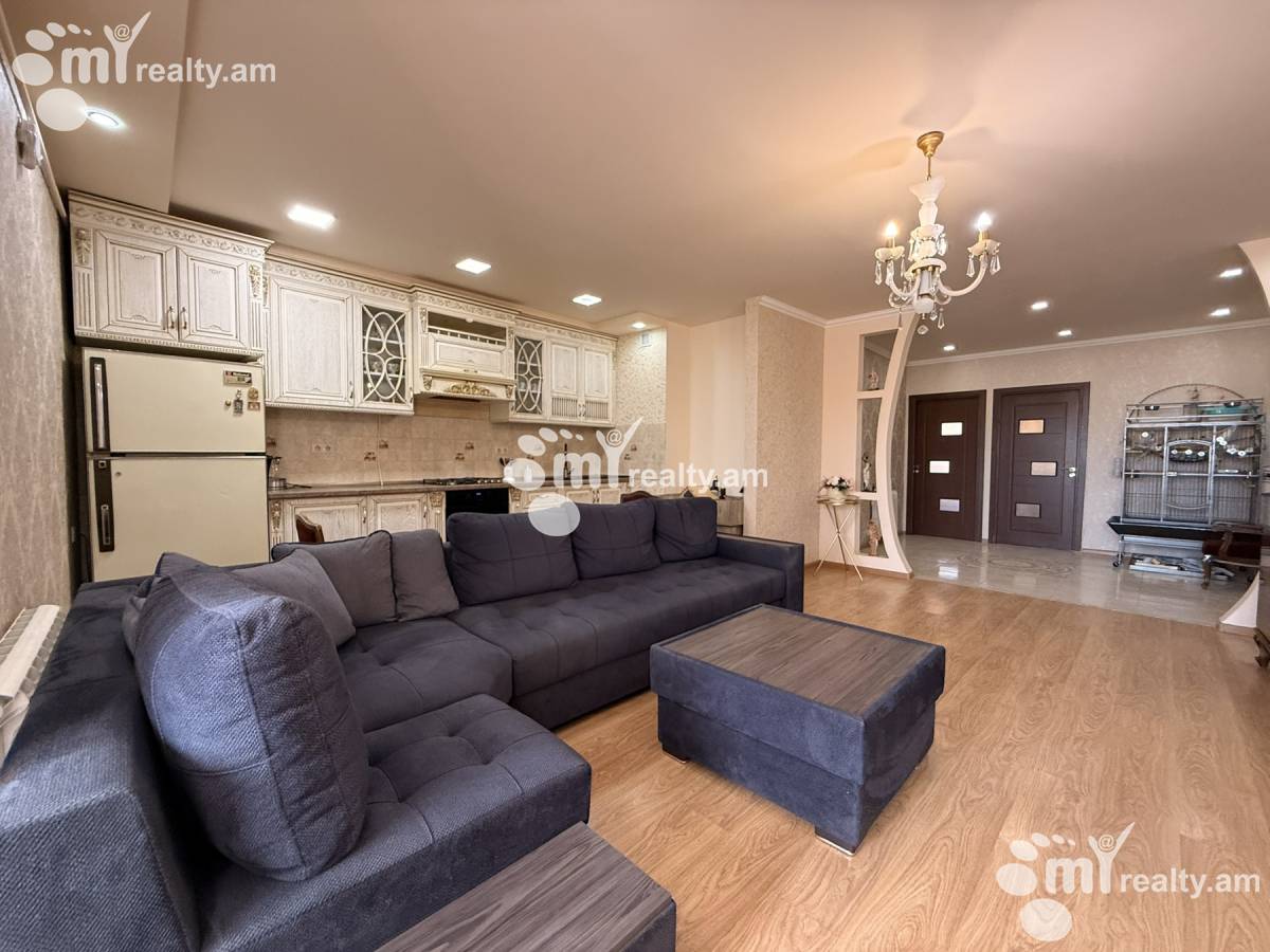 3 սենյականոց բնակարան  Վարդանանց փող, Կենտրոն Երևան, 158752