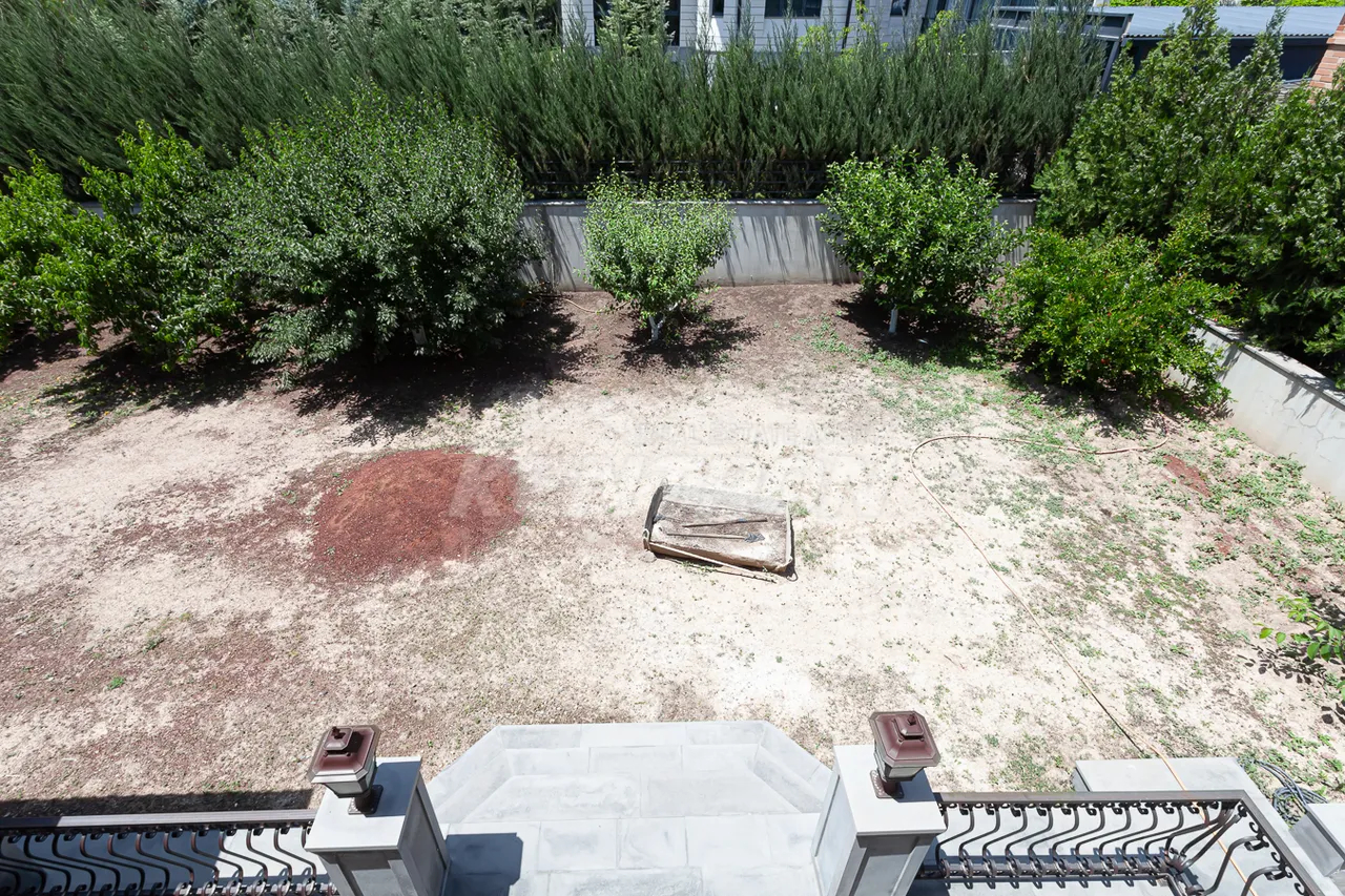 Առանձնատուն  Նեմրութ փողոց, Վահագնի թաղամաս Երևան, 158362