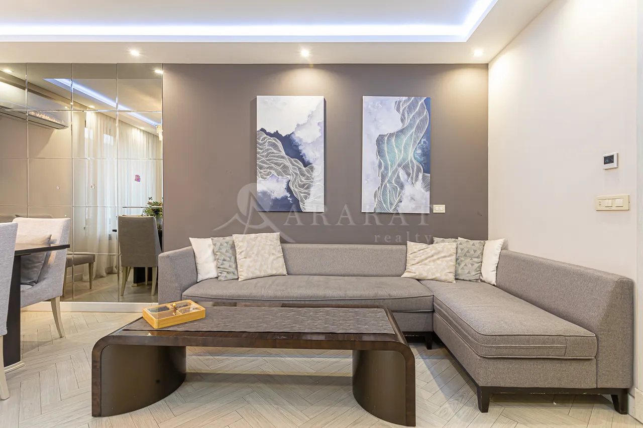 4 bedroom apartment for sale Aram St, Center Yerevan, 159222