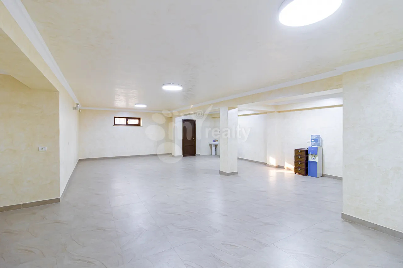 Առանձնատուն  Գ 1 թաղ., Աջափնյակ Երևան, 159068