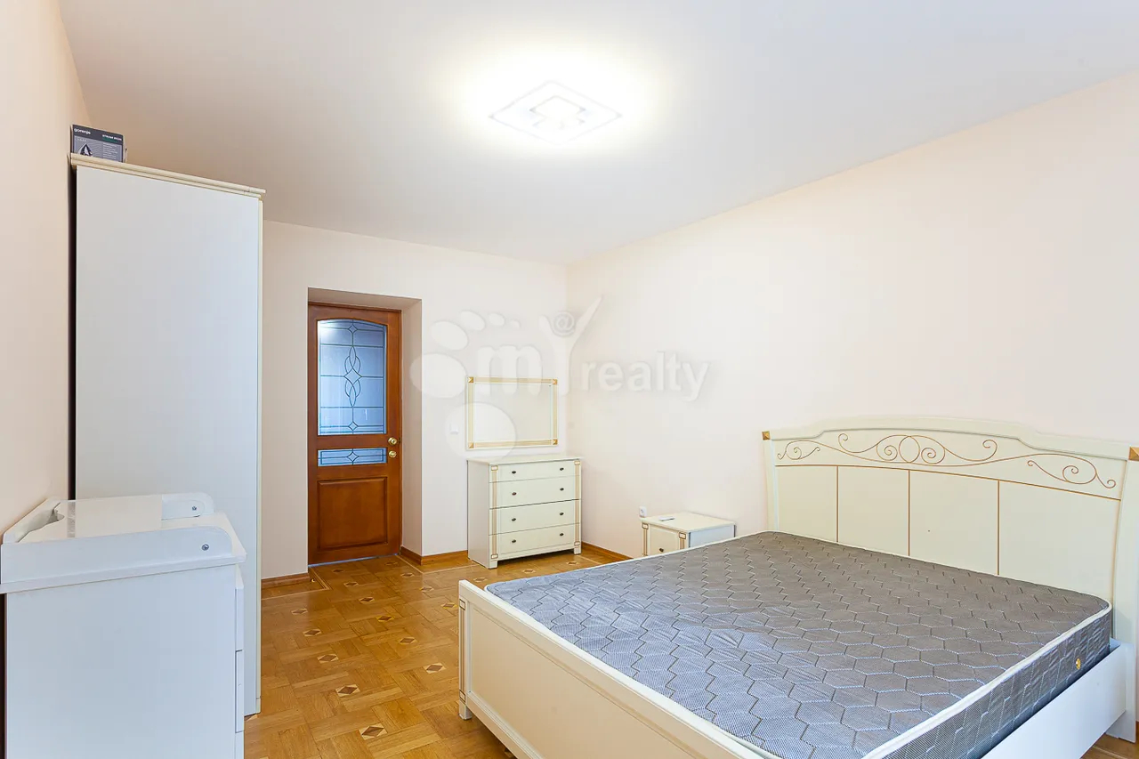 3 bedroom apartment for rent خیابان تومانیان, مرکز شهر ایروان, 161523