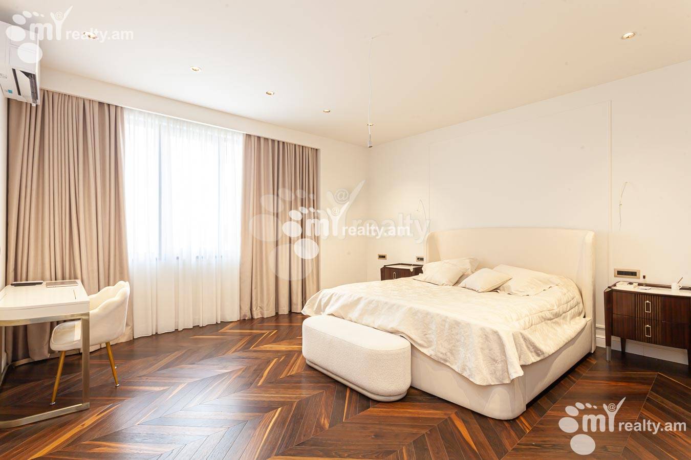 4 bedroom apartment for rent خیابان بوزند, مرکز شهر ایروان, 155158