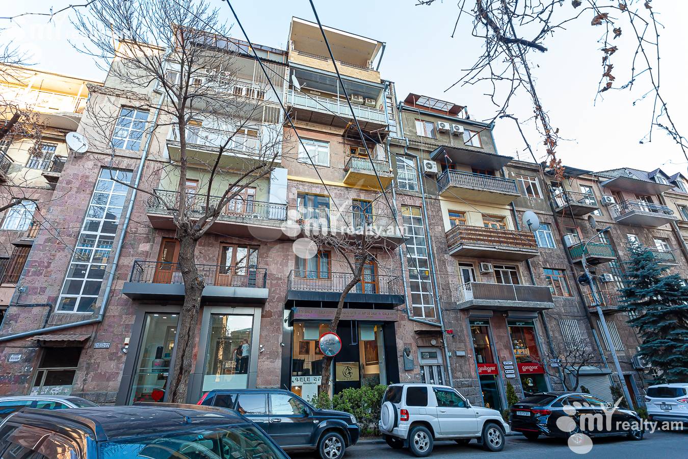 3 bedroom apartment for rent Bayron St, Center Yerevan, 146561