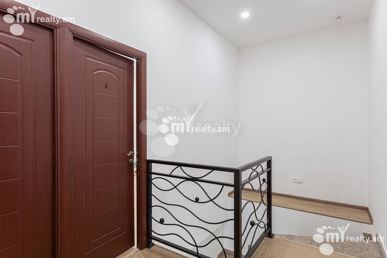 Снять коммерческoе помещение Амбардзумян ул, Арабкир Ереван, 147519