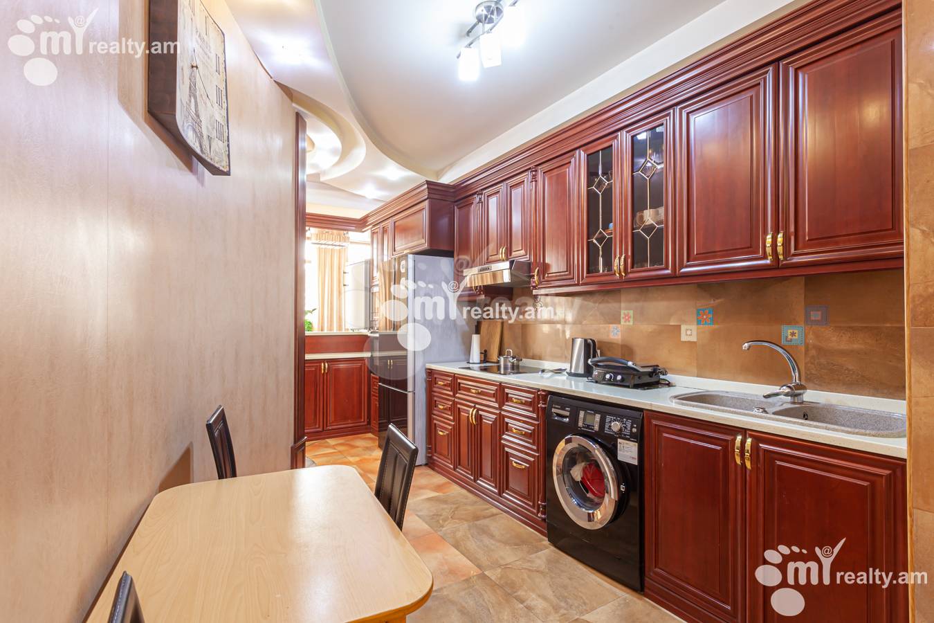 3 bedroom apartment for sale Charents St, Center Yerevan, 152208