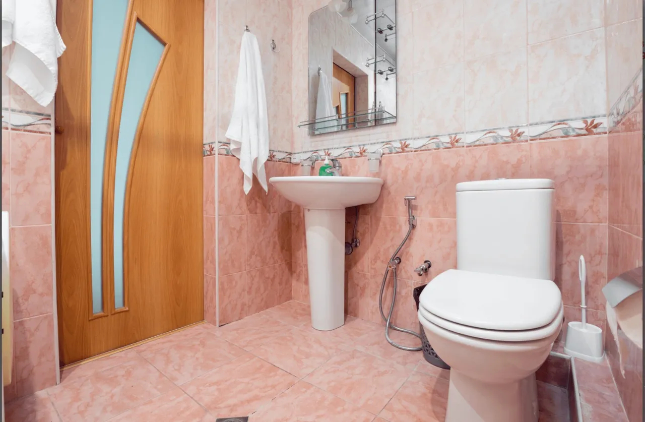 3 bedroom apartment for sale Northern (Hyusisayin)  Ave, Center Yerevan, 157970