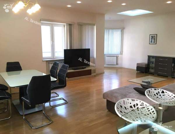 varcov-bnakaran-norakaruycum/3-senyakanoc/Teryan+St/Center/Yerevan