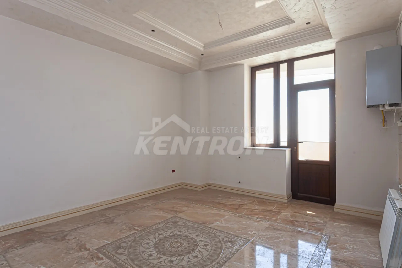 3 bedroom apartment for sale Hayrik Muradyan street, عربگیر ایروان, 157398