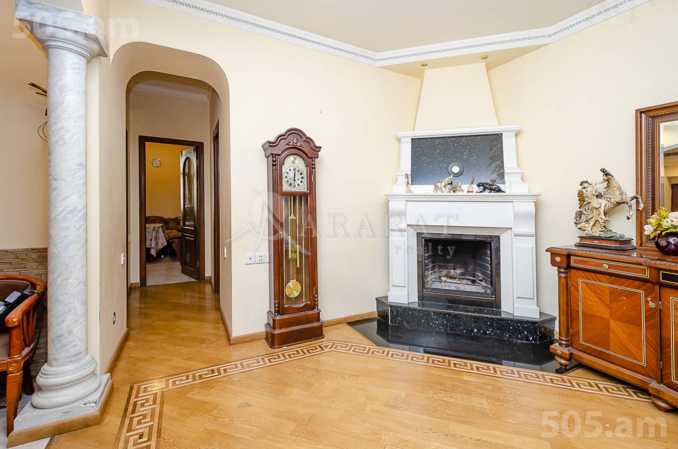 3 bedroom apartment for sale Saryan St, Center Yerevan, 152693