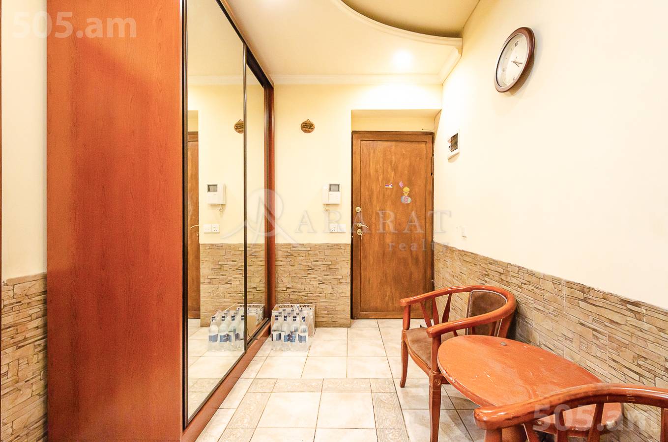 3 bedroom apartment for sale Saryan St, Center Yerevan, 152693