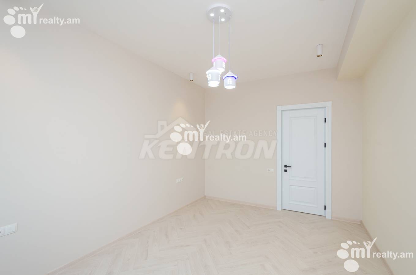 4 bedroom apartment for sale Arshakunyats Ave, Center Yerevan, 153658