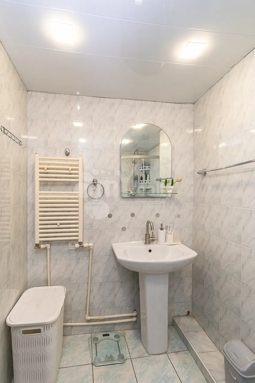 2 bedroom apartment for sale E. Qochar St, Center Yerevan, 160178
