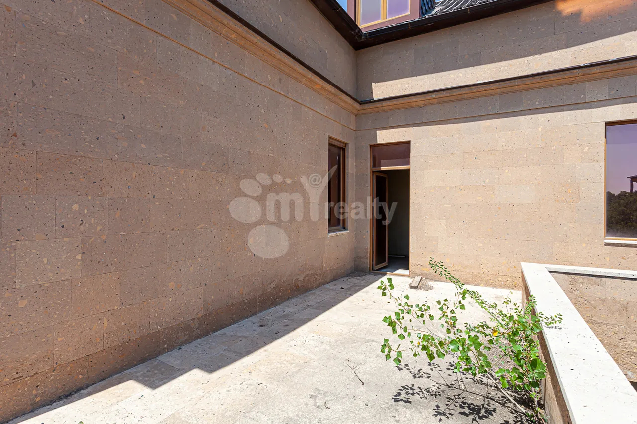 House for sale خیابان بابایان, عربگیر ایروان, 161362