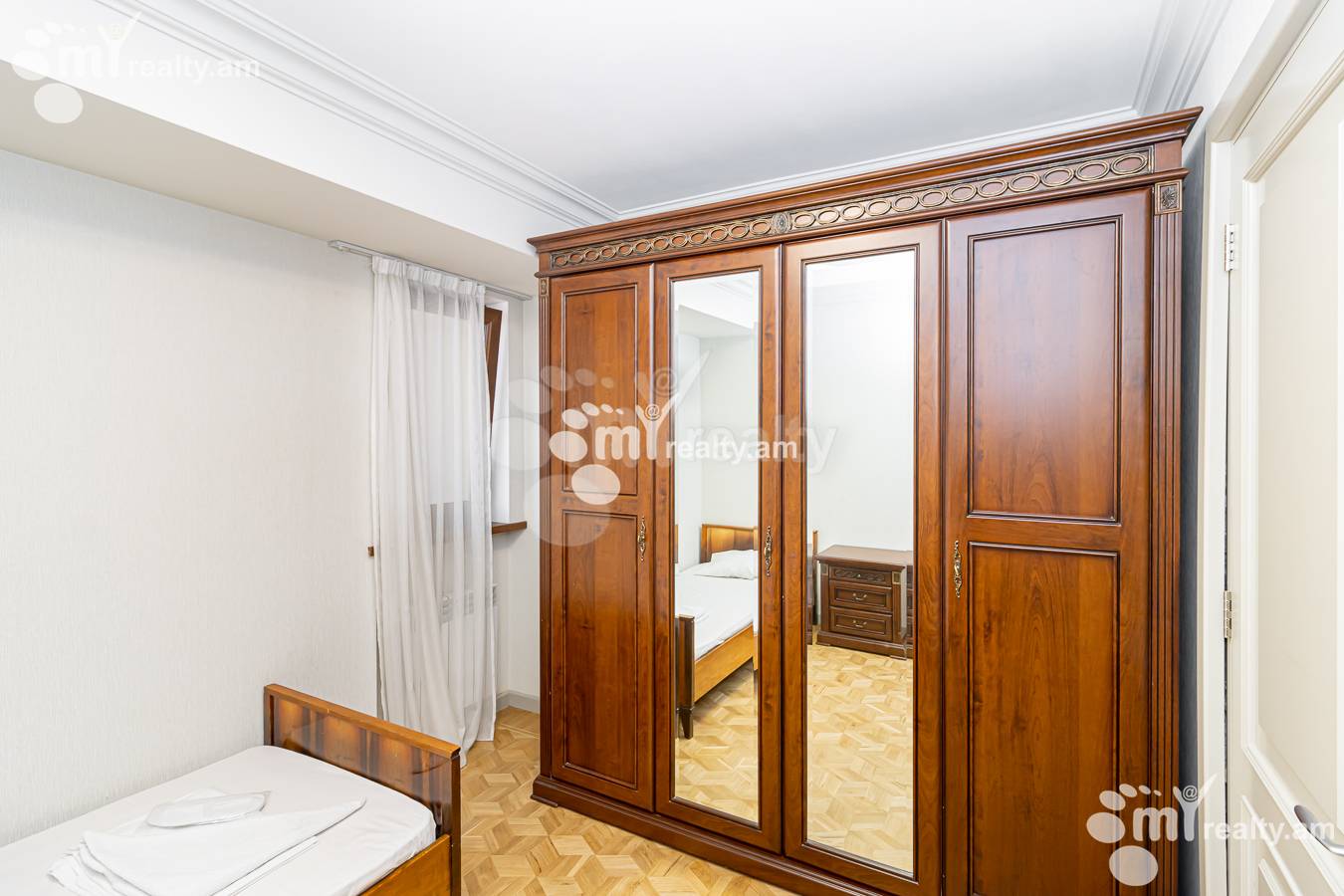 3 bedroom apartment for sale Aghayan St, Center Yerevan, 145542