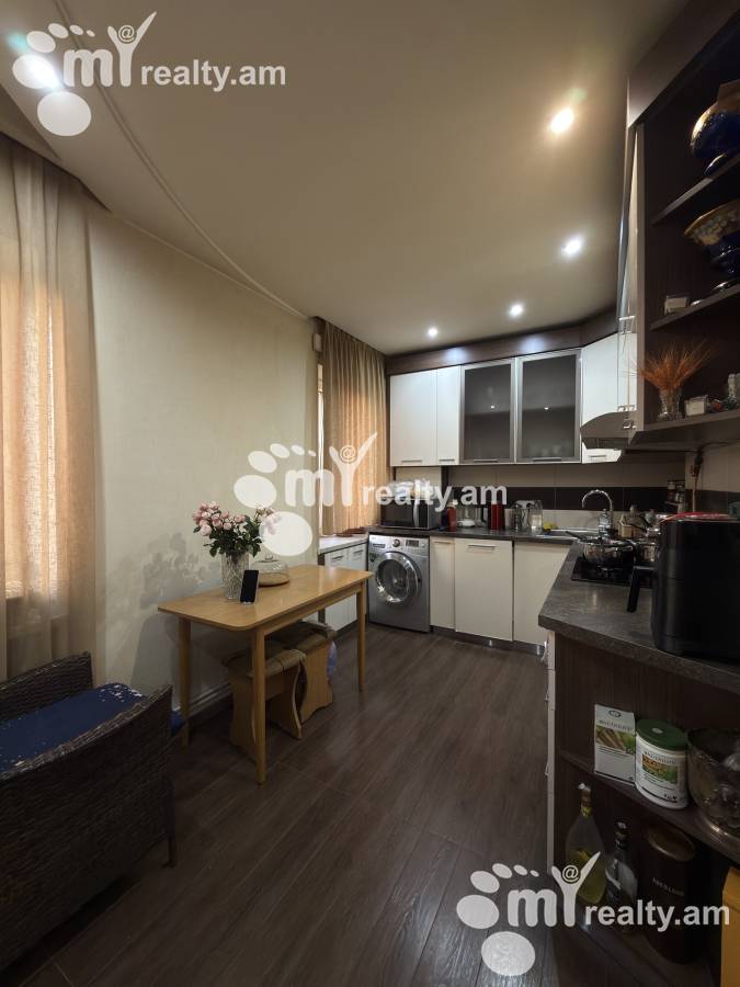3 bedroom apartment for sale K. Ulnetsi St, Quanaquère-Zeytoun Yerevan, 160215