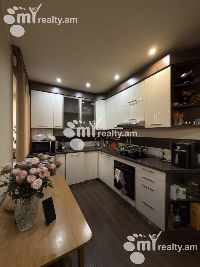 3 bedroom apartment for sale K. Ulnetsi St, Quanaquère-Zeytoun Yerevan, 160215