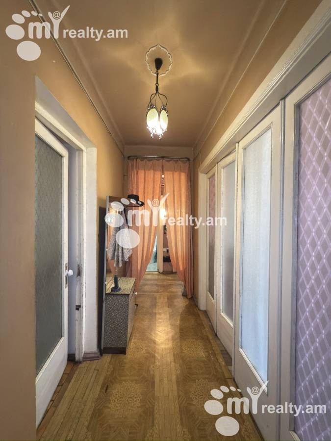 3 սենյականոց բնակարան  Կասյան փող, Արաբկիր Երևան, 157162