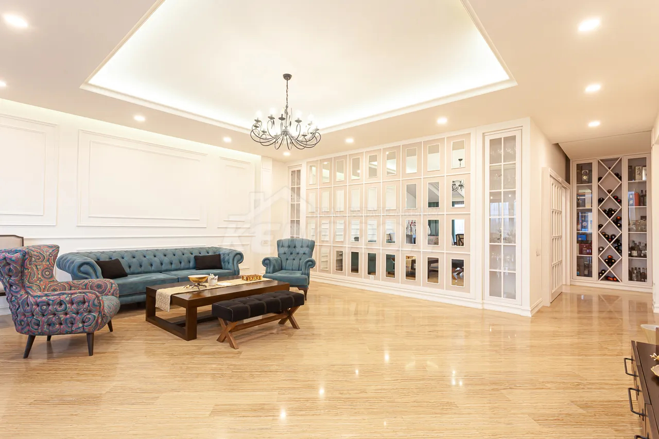 5 bedroom apartment for sale V.Vagharshyan St, Arabkir Yerevan, 159689