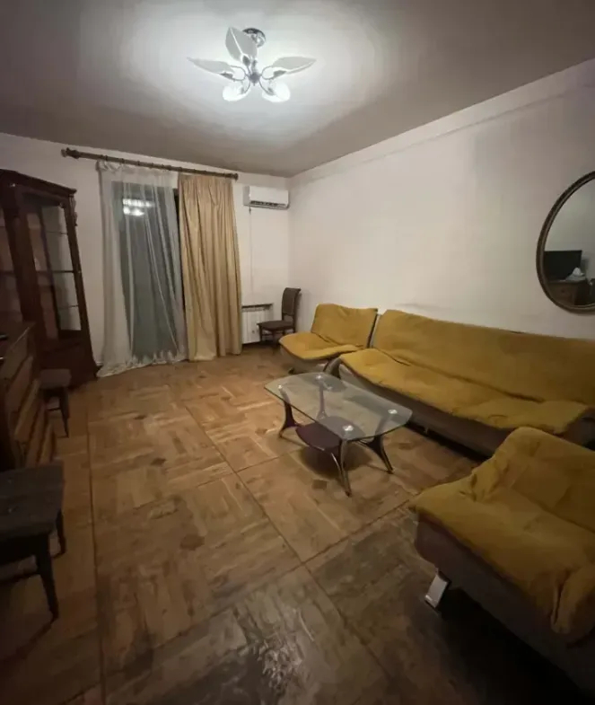 3 bedroom apartment for rent Abovyan St, Center Yerevan, 161850