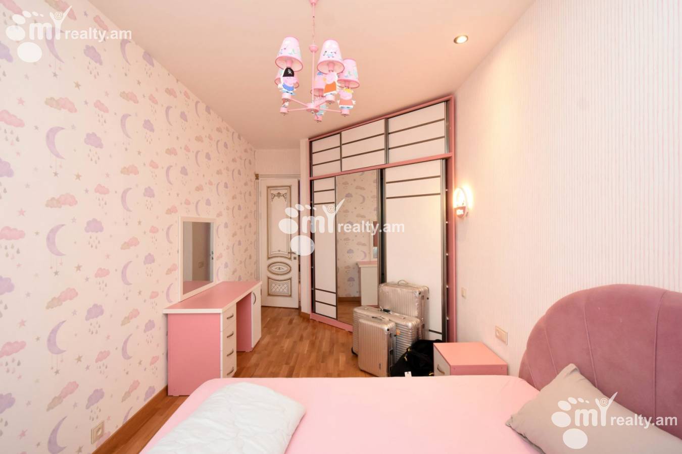 4 bedroom apartment for sale N. Zaryan St, Arabkir Yerevan, 159733