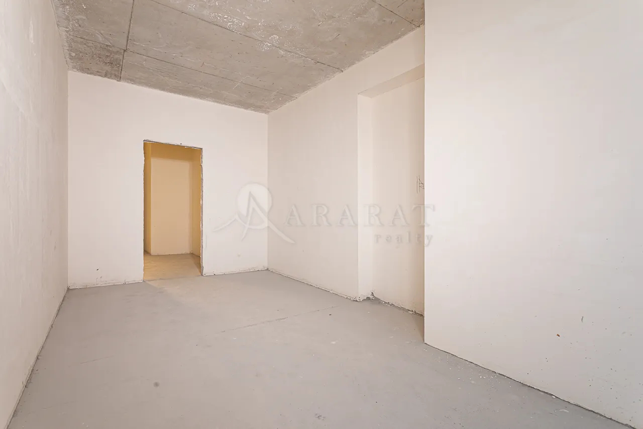 4 bedroom apartment for sale Antarayin St, Center Yerevan, 157678