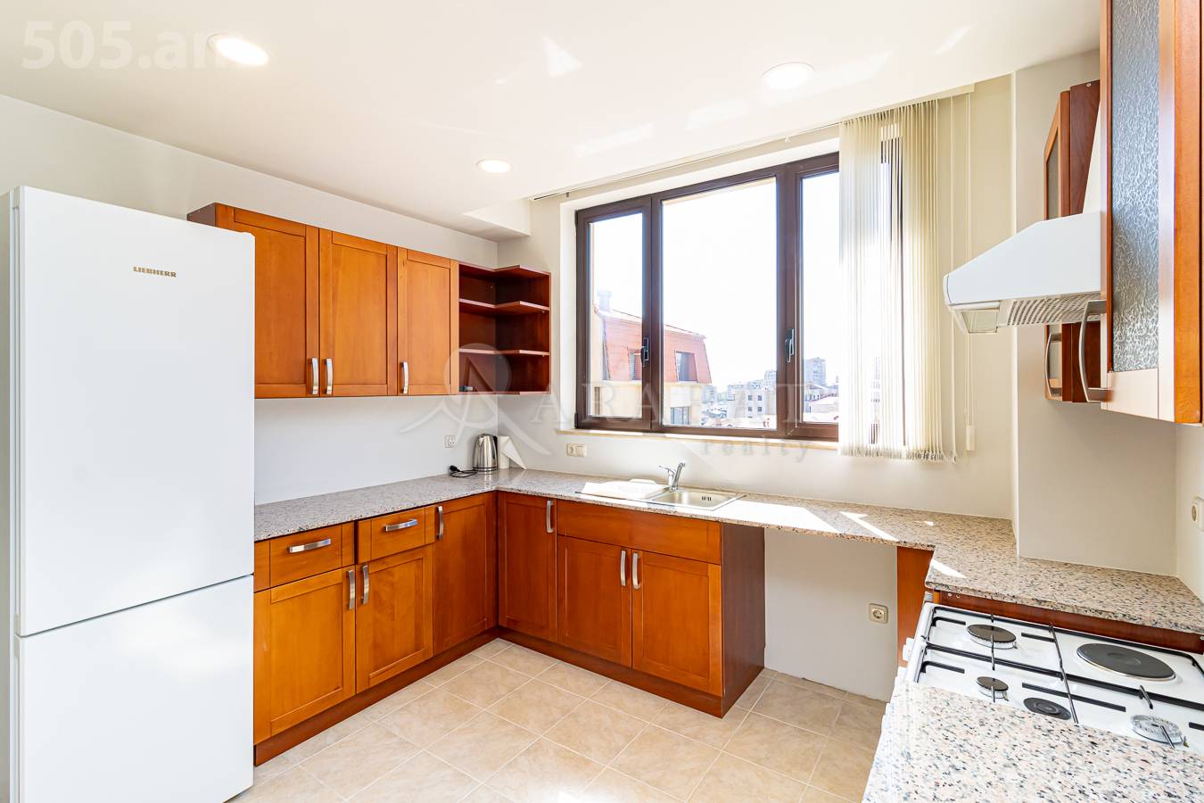3 bedroom apartment for sale Antarayin St, Center Yerevan, 137611