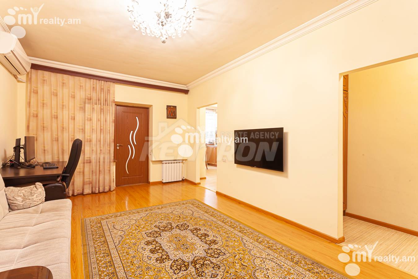 3 սենյականոց բնակարան  Աբովյան փող, Կենտրոն Երևան, 155439