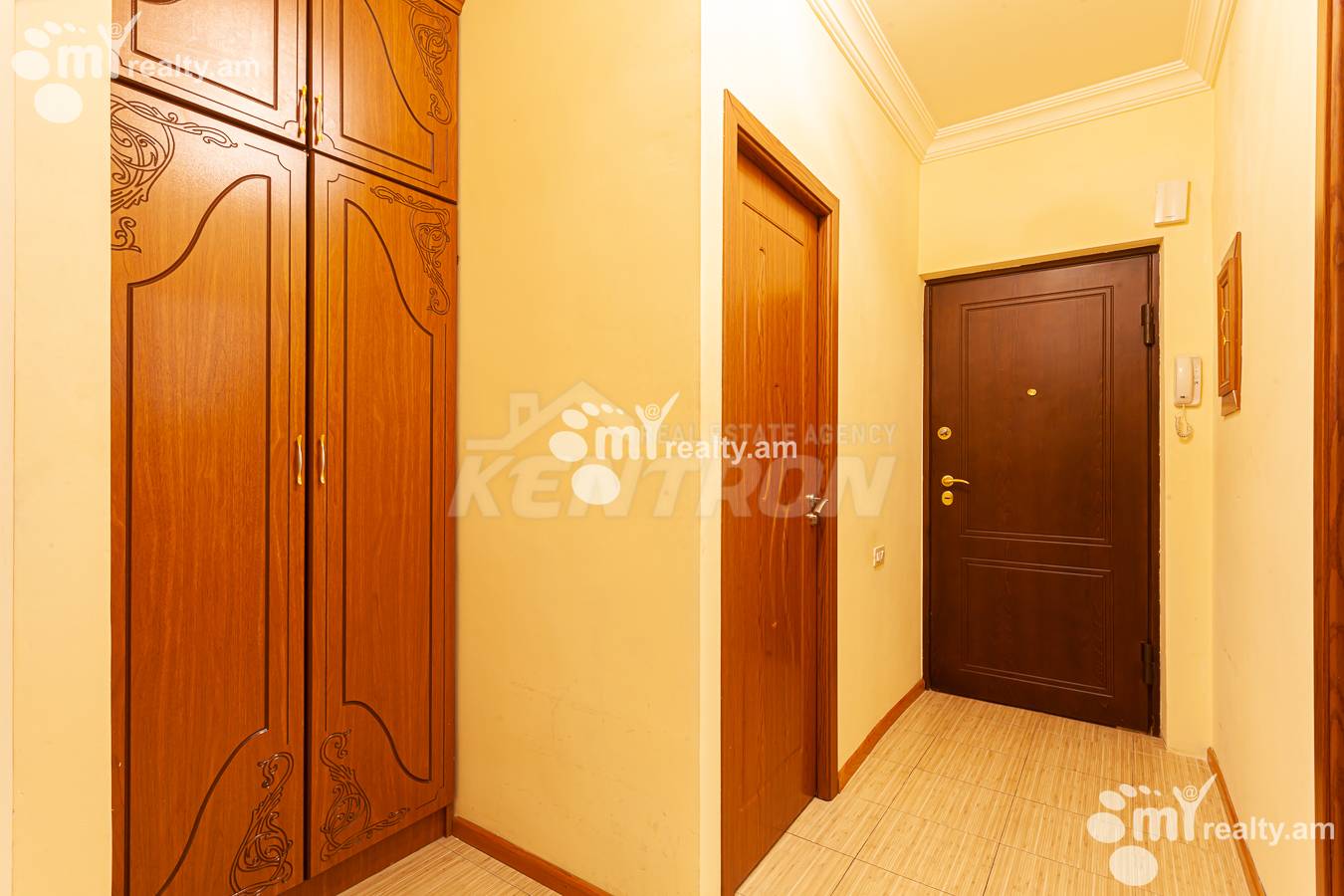 3 սենյականոց բնակարան  Աբովյան փող, Կենտրոն Երևան, 155439