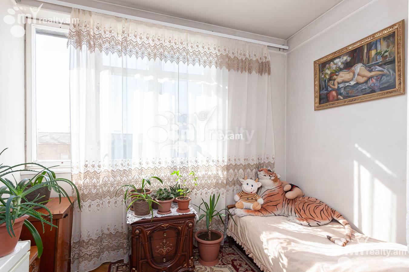 3 bedroom apartment for sale Azatutyan Ave, Arabkir Yerevan, 154196