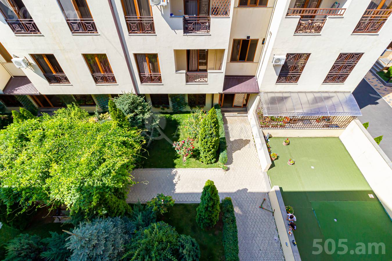 6 սենյականոց բնակարան  Ծարավ Աղբյուրի փող., Ավան Երևան, 152079