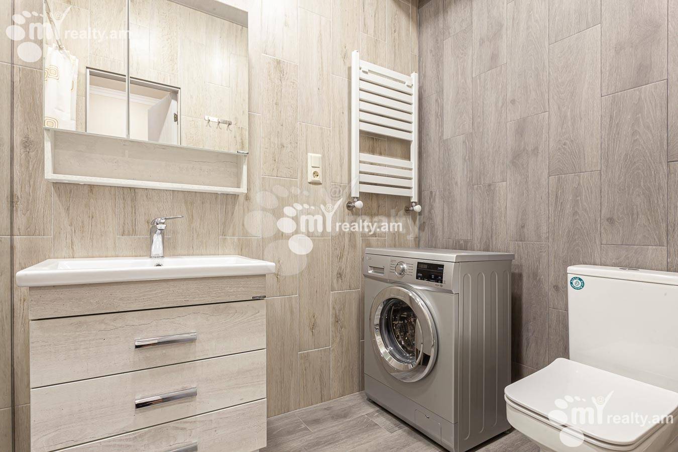 2 bedroom apartment for sale خیابان هامباردزومیان, عربگیر ایروان, 154896