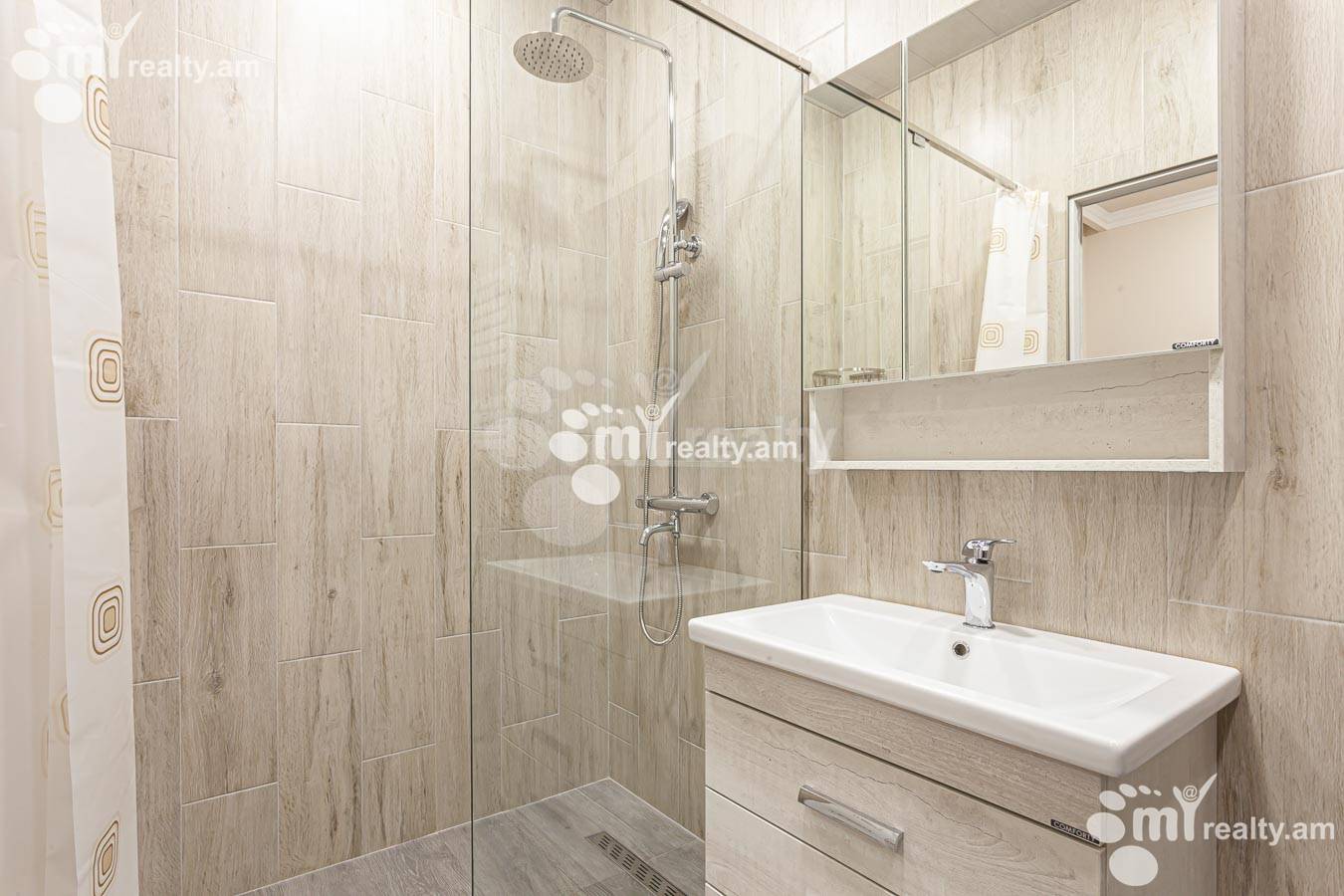 2 bedroom apartment for sale خیابان هامباردزومیان, عربگیر ایروان, 154896