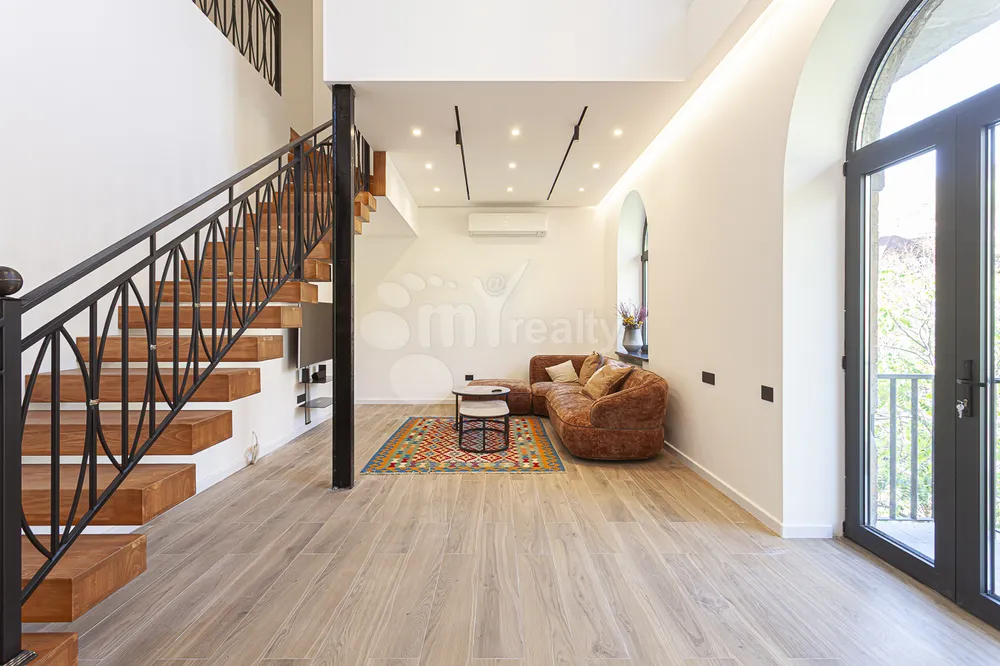 3-bedroom/apartment-for-rent/Mashtots+Ave/Center/Yerevan