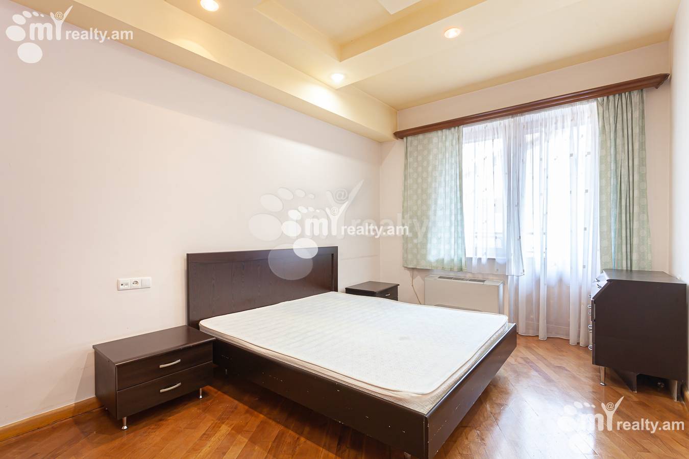 3 bedroom apartment for rent (خیابان نورترن (شمالی, مرکز شهر ایروان, 155961