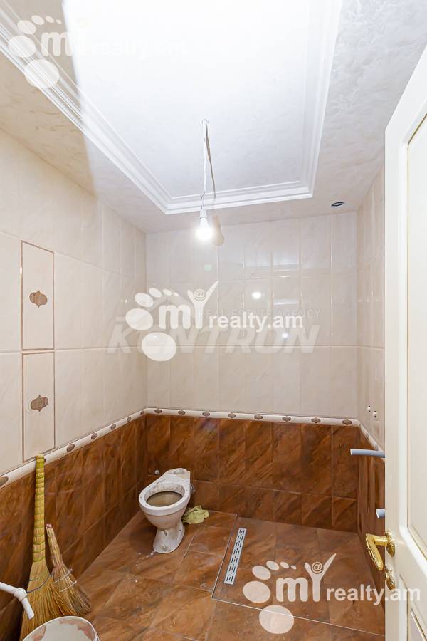3 bedroom apartment for sale Hayrik Muradyan street, Arabkir Yerevan, 153372