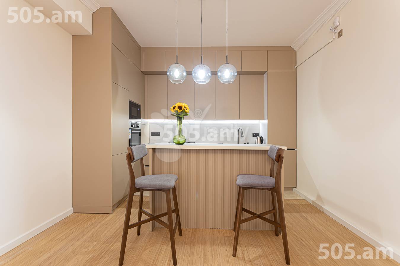 2 սենյականոց բնակարան վարձով Արգիշտի փող, Կենտրոն Երևան, 156996