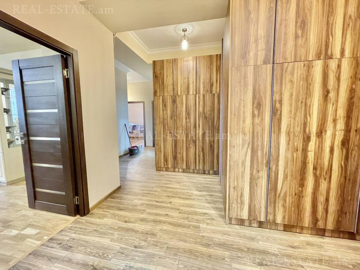 Купить 4 комнатную квартиру Севак ул, Канакер-Зейтун Ереван, 108292