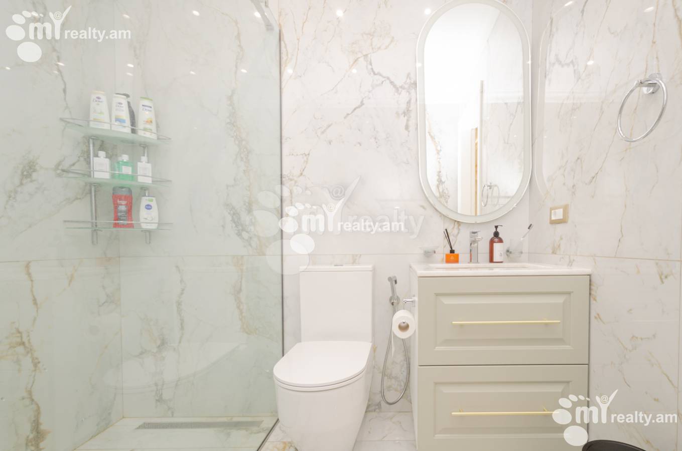 3 bedroom apartment for sale Northern (Hyusisayin)  Ave, Center Yerevan, 137679