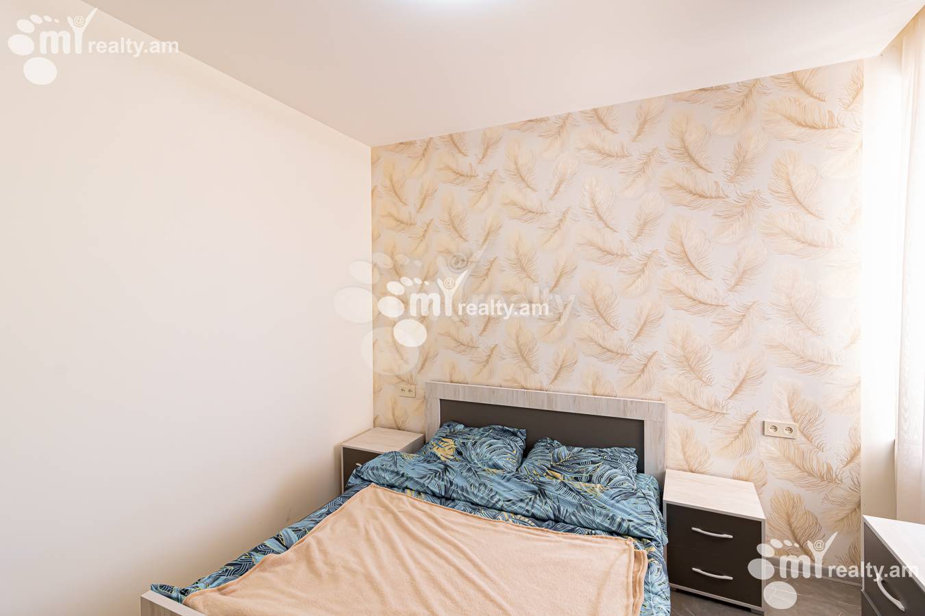 Снять 2 комнатную квартиру Аргишти ул, Центр Ереван, 154256