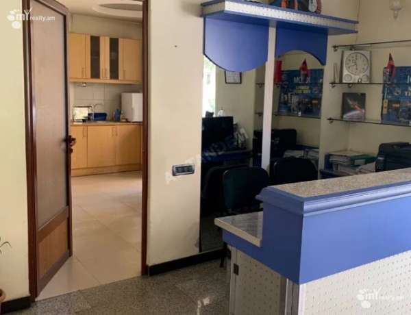 komercion-vacharq-Yerevan-Center